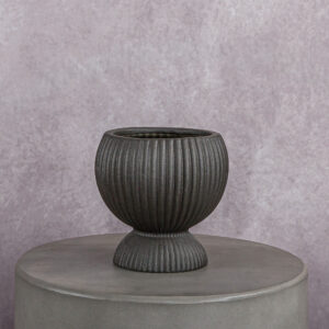 Ceramic Vase Black (4.5 x 4.5 x 6.5 in)