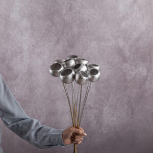 Bellcups Silver 5 stems per bunch