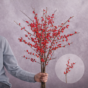 Ilex Berries Red 3 stems per bunch