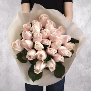 Light Pink Roses Bouquet 24 stems