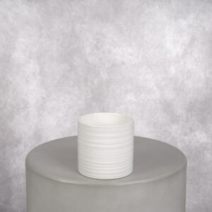 Ceramic Vase White (5 x 5 x 5 in)