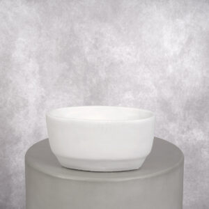 Ceramic Vase White (9 x 5 x 5 in)