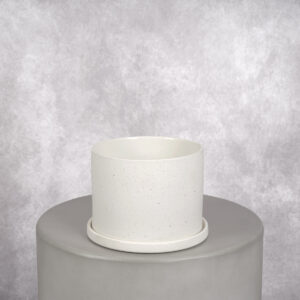 Ceramic Vase White (7 x 7 x 7 in)
