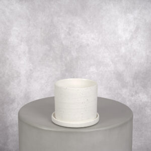Ceramic Vase White (5 x 5 x 5 in)