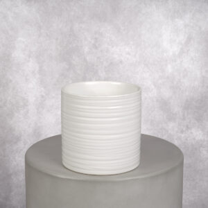 Ceramic Vase White (7 x 7 x 7 in)